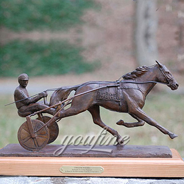 Hot-sale-indoor-desktop-decorative-bronze-horse-figurine-from-china