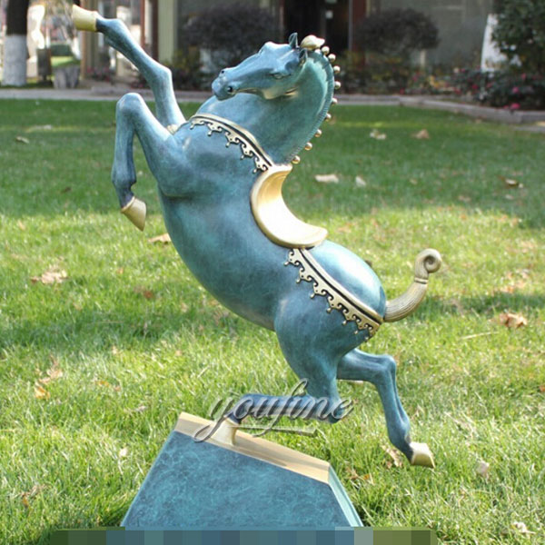 Outdoor art decor antique bronze roaring horse figurines for sale